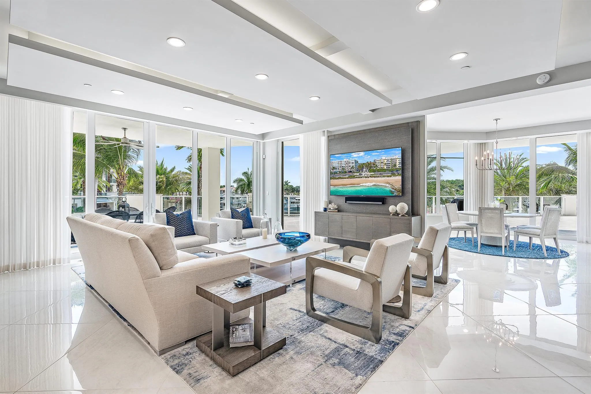 2720 Donald Ross Road, #203