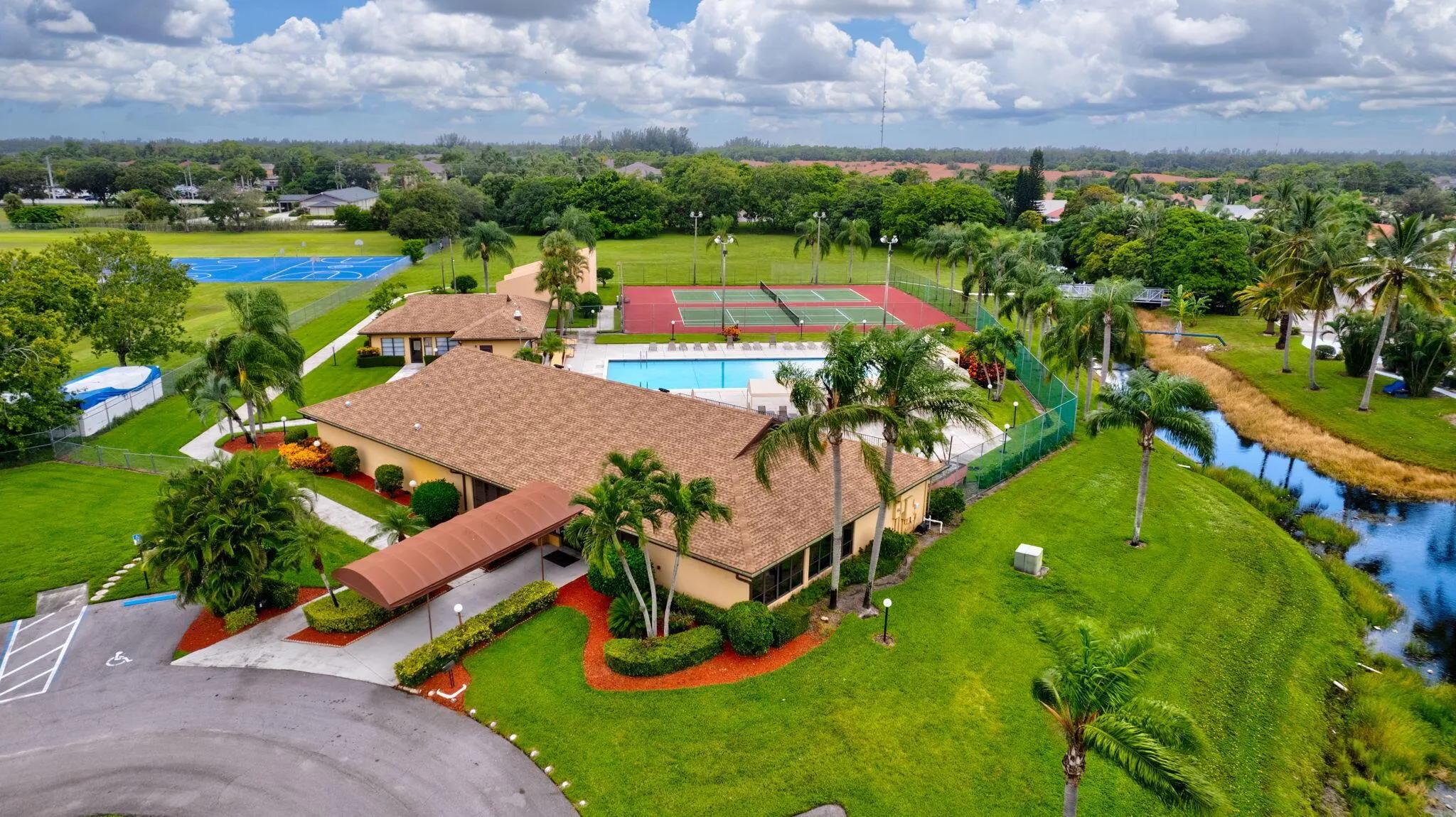 4289 Willow Pond Circle