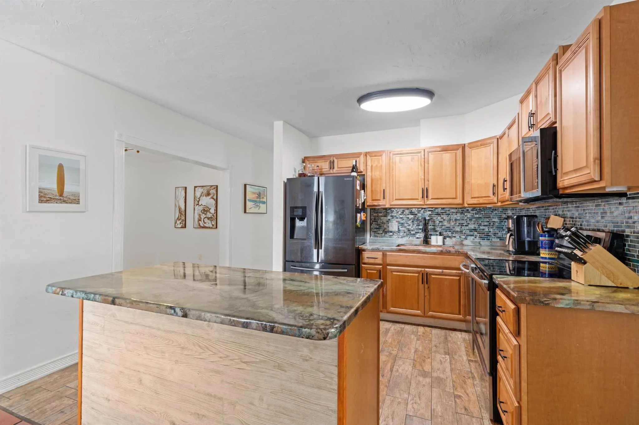 3101 Glenwood Road