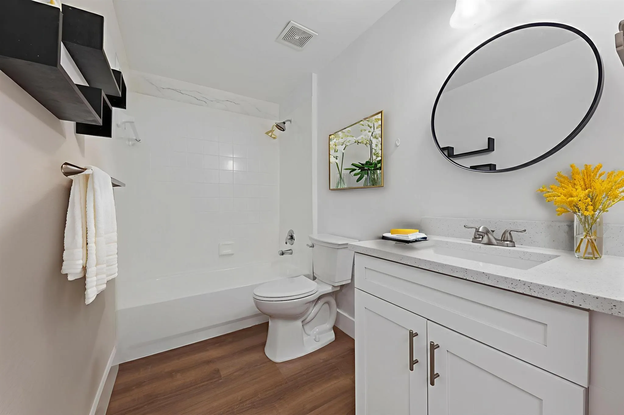 2060 Greenview Shores Boulevard, #323