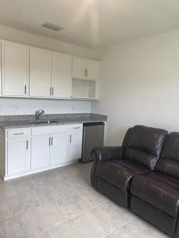 5133 Armina Place, #Studio