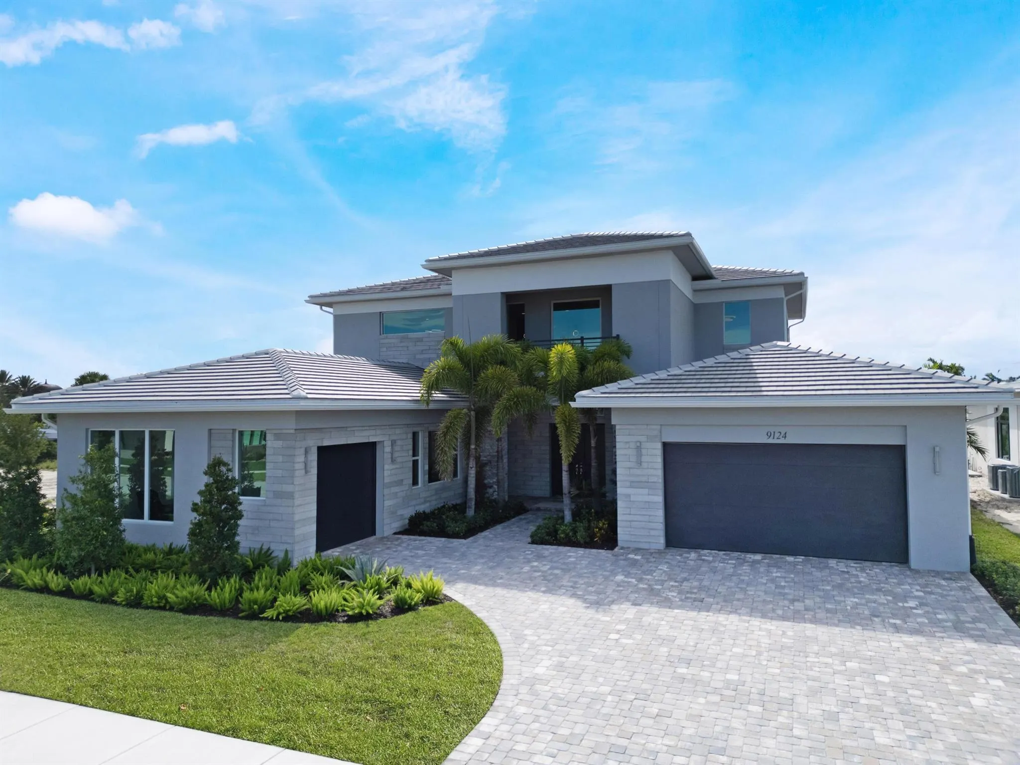 9124 Coral Isle Circle