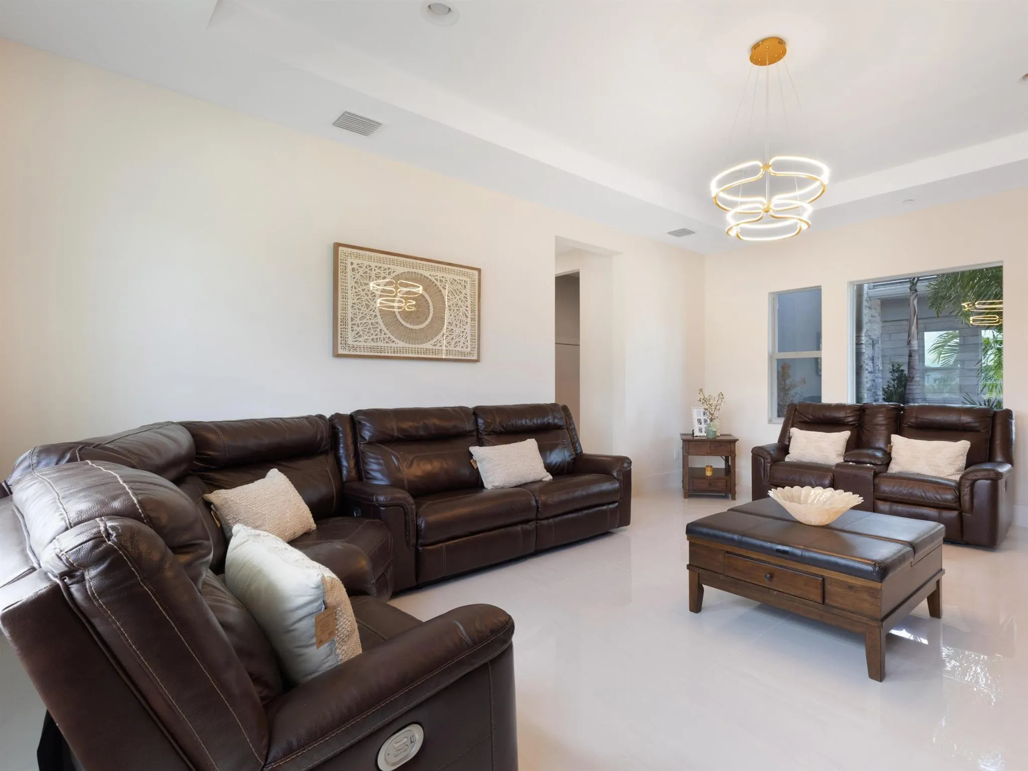 9124 Coral Isle Circle