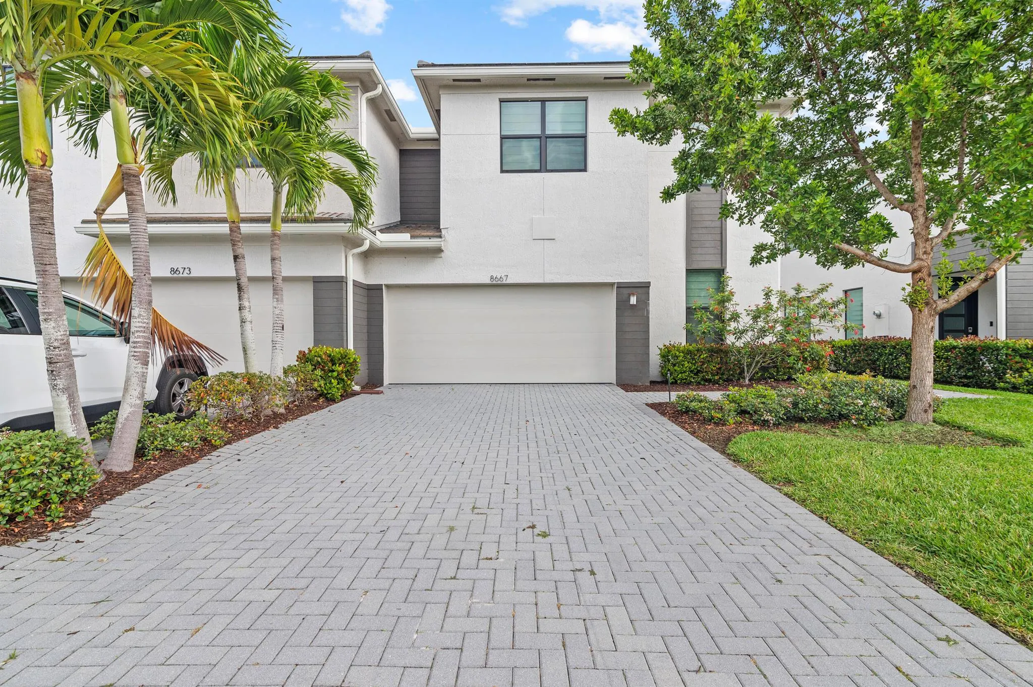 8667 Corvus Drive