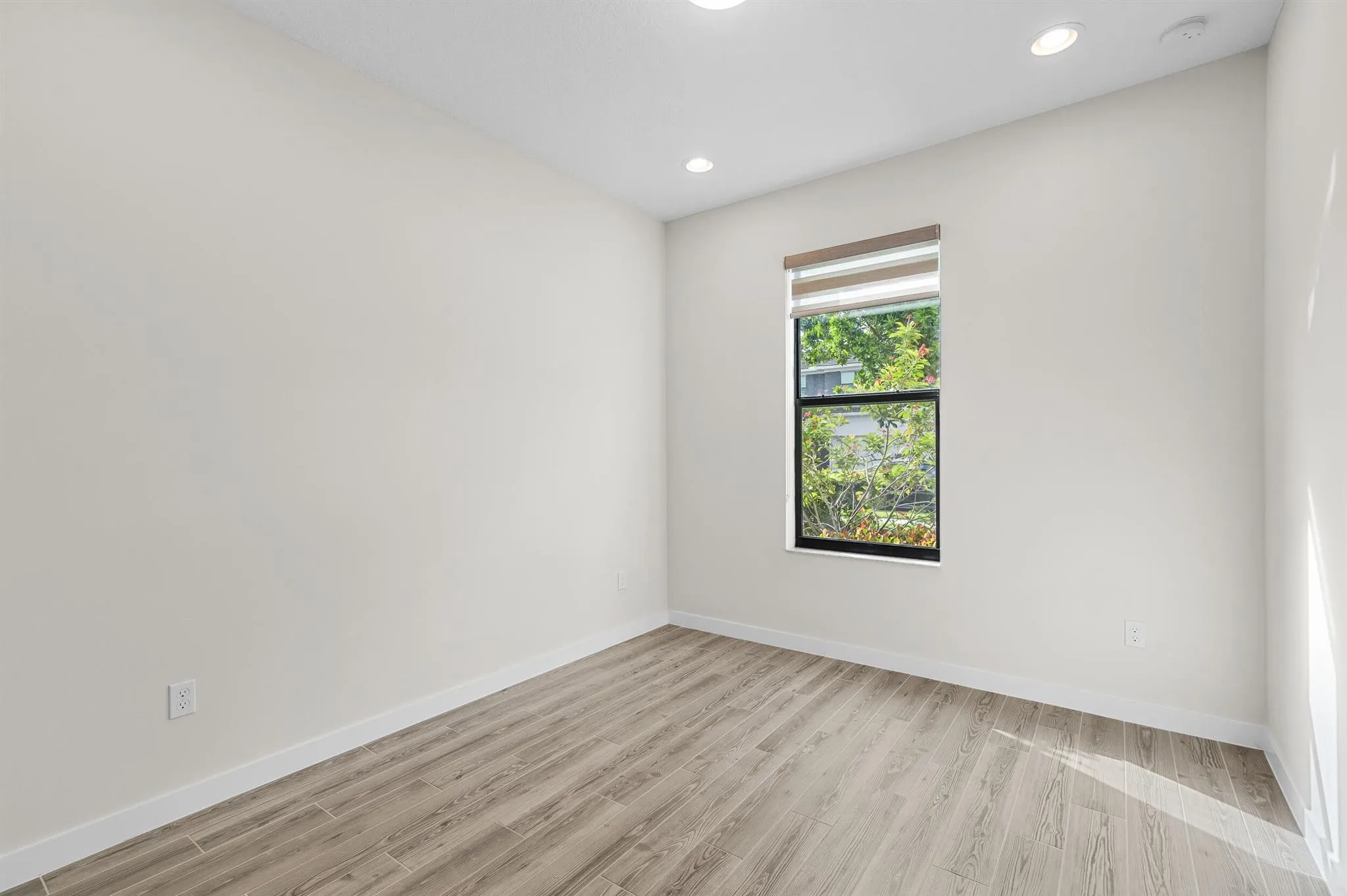 8667 Corvus Drive