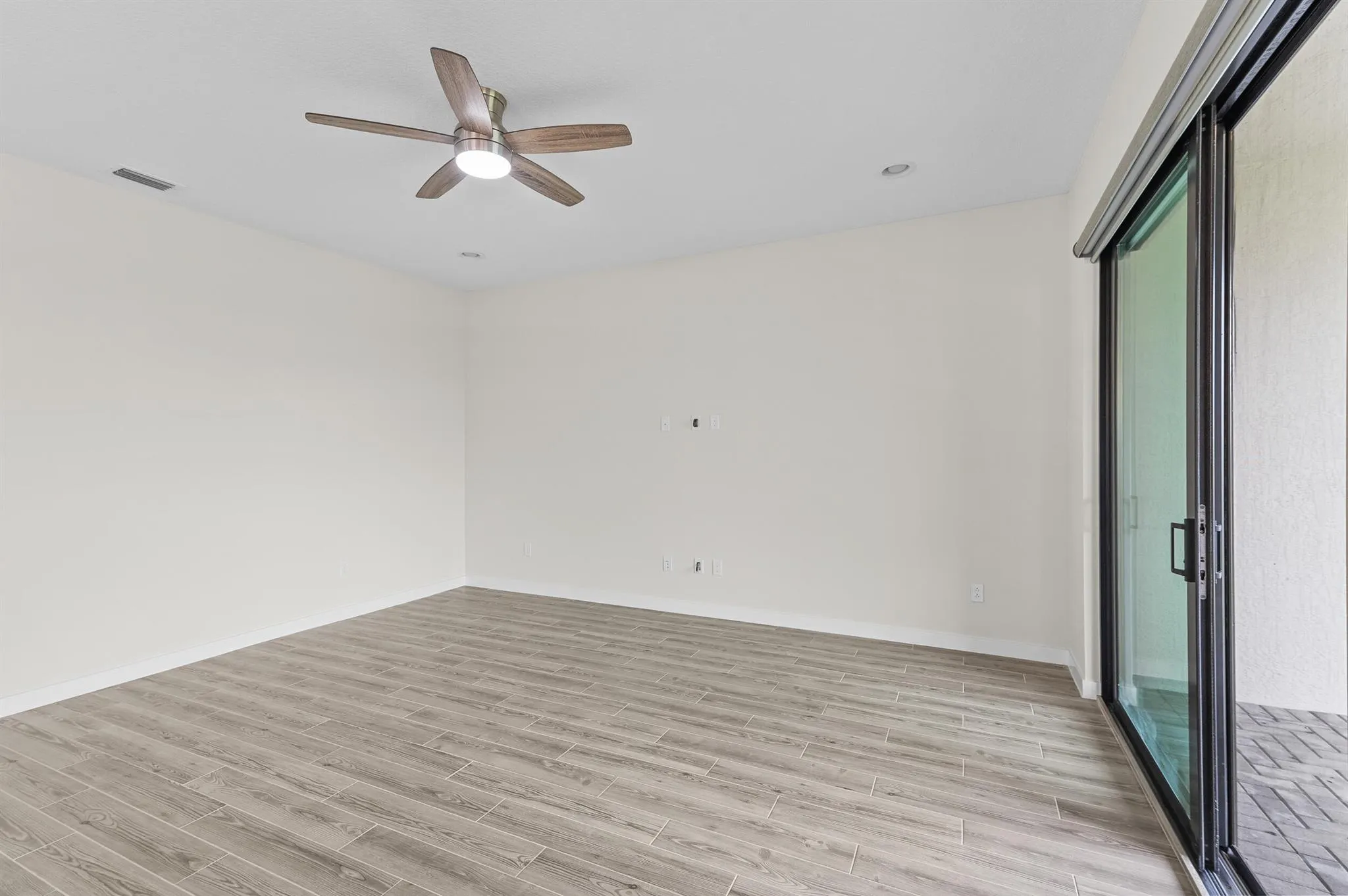 8667 Corvus Drive