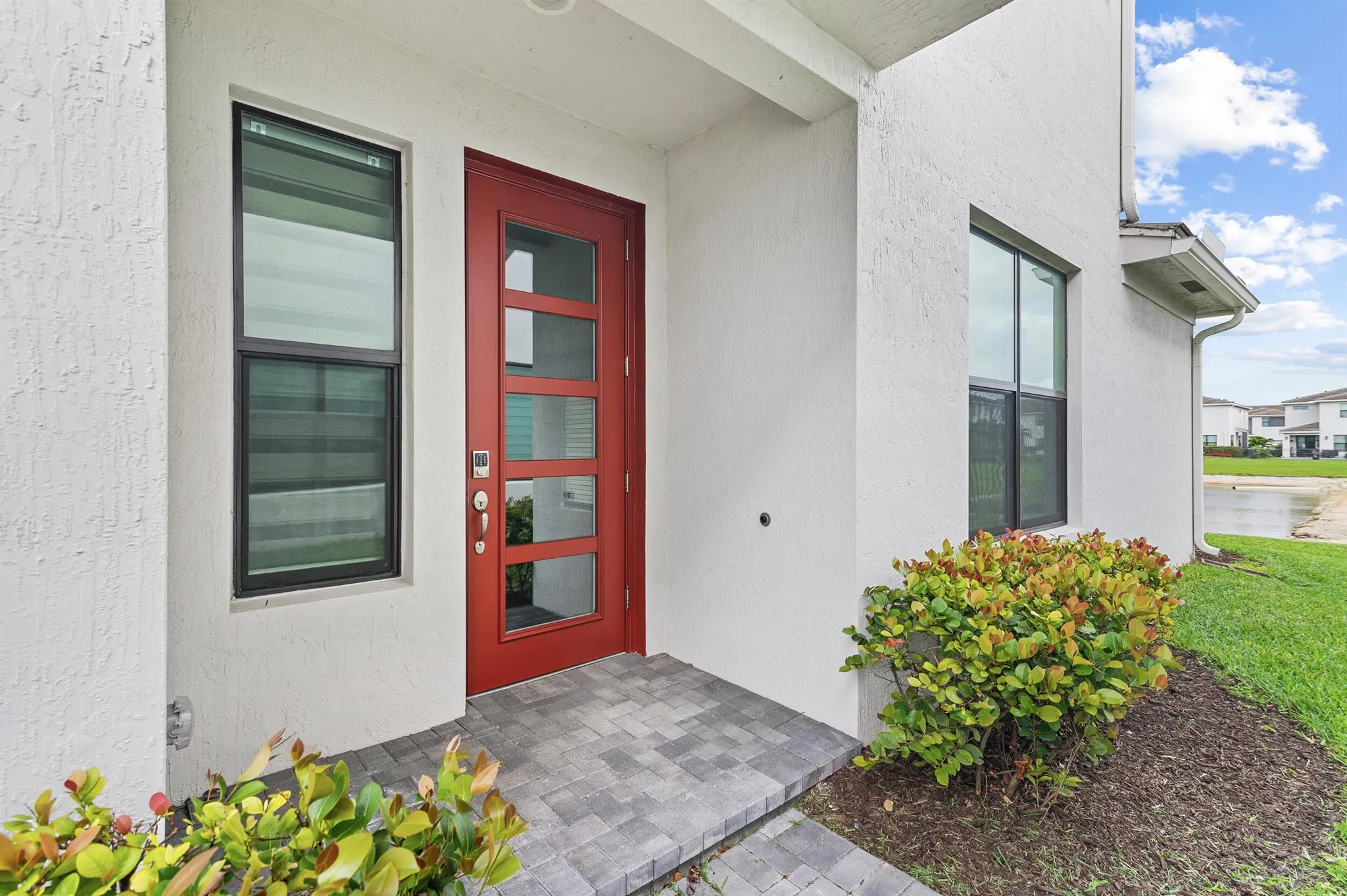 8667 Corvus Drive