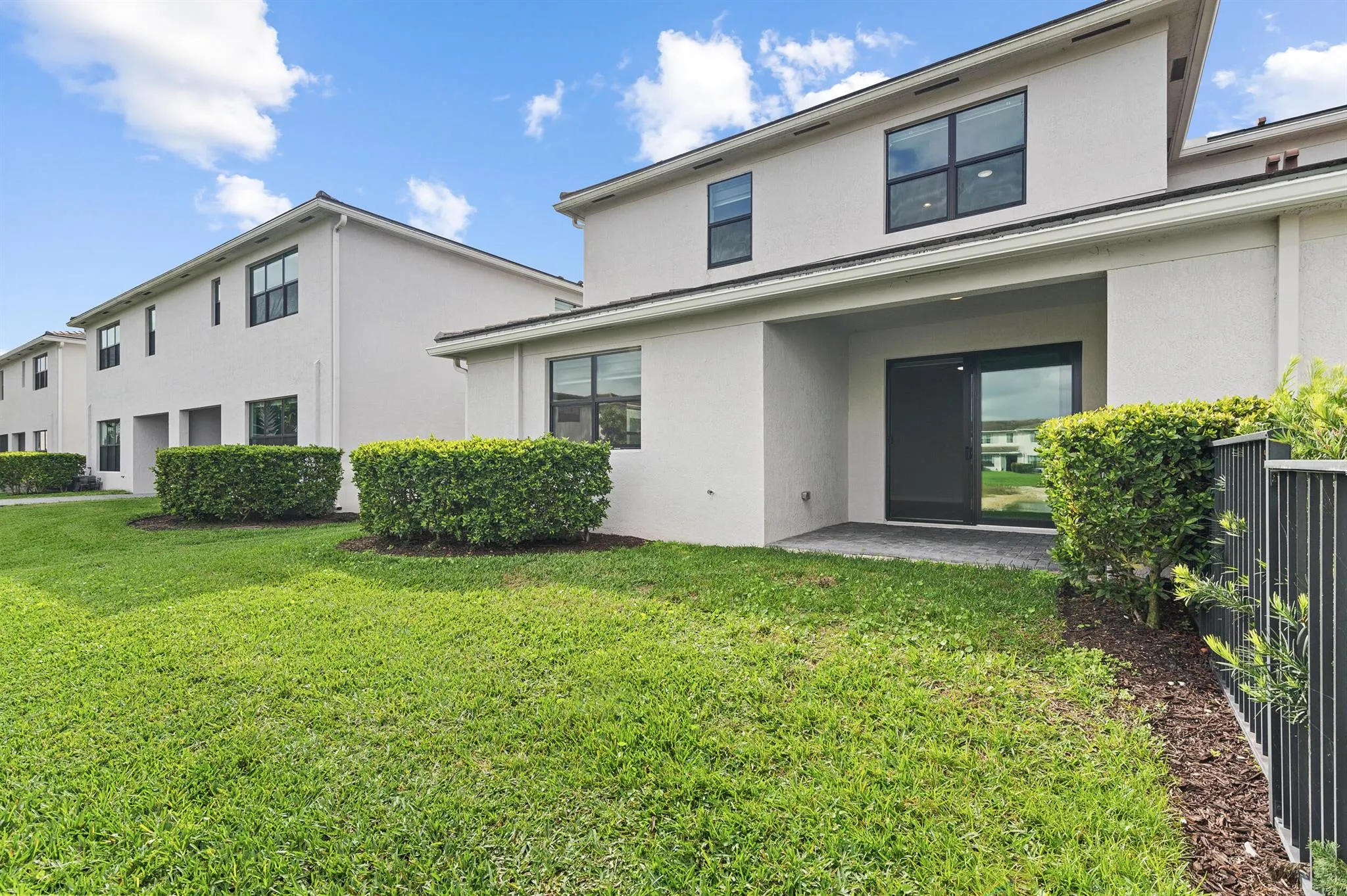 8667 Corvus Drive