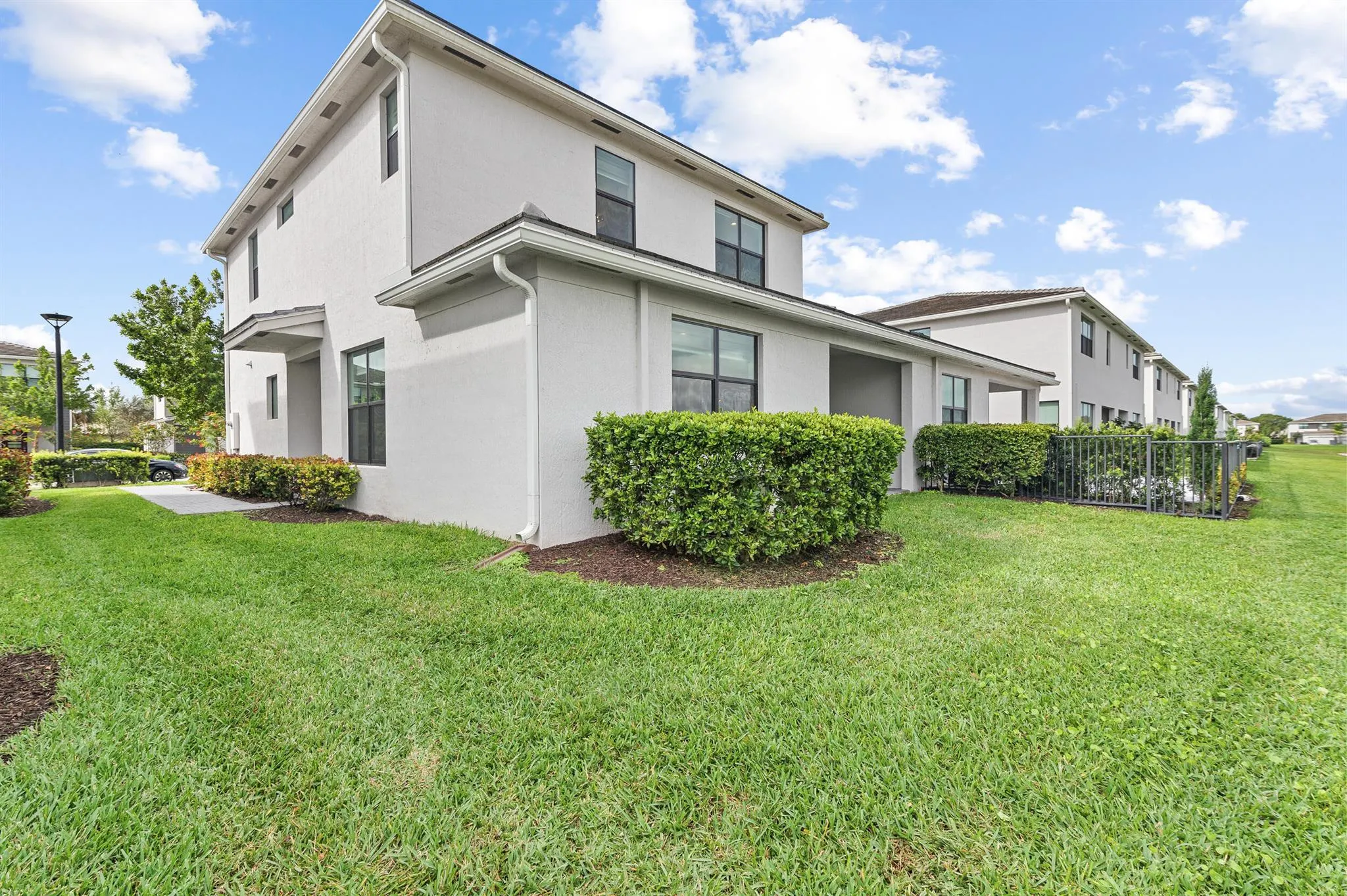 8667 Corvus Drive