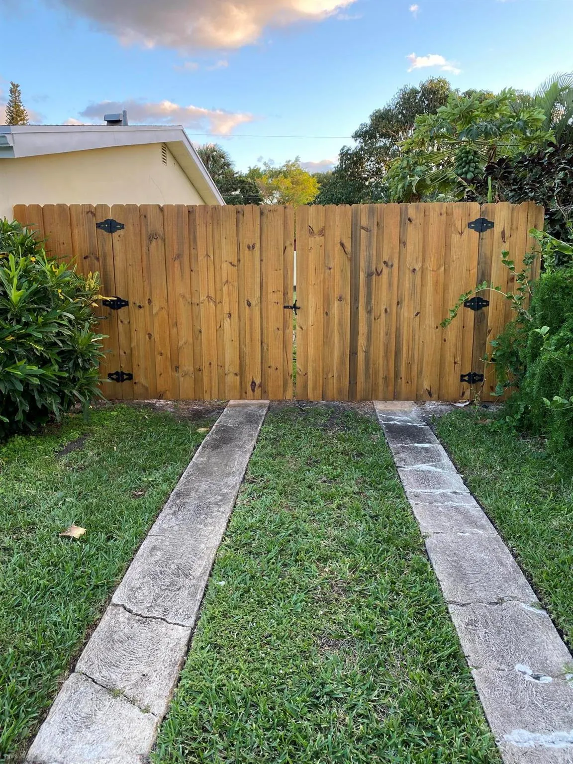 124 NW 9th Street