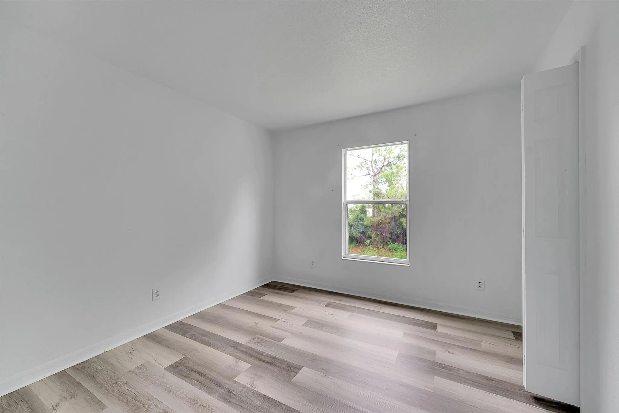 1965 SW Bellevue Avenue