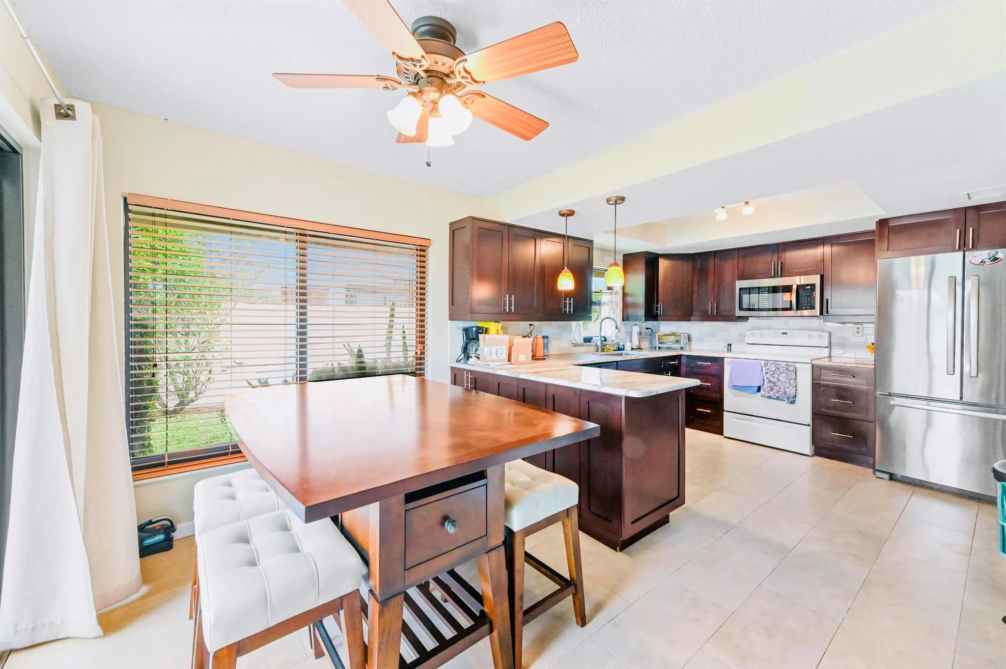2749 SW 5th Street