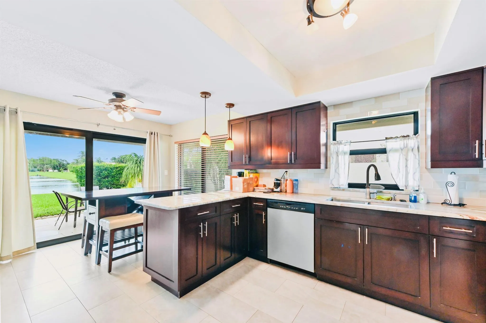 2749 SW 5th Street