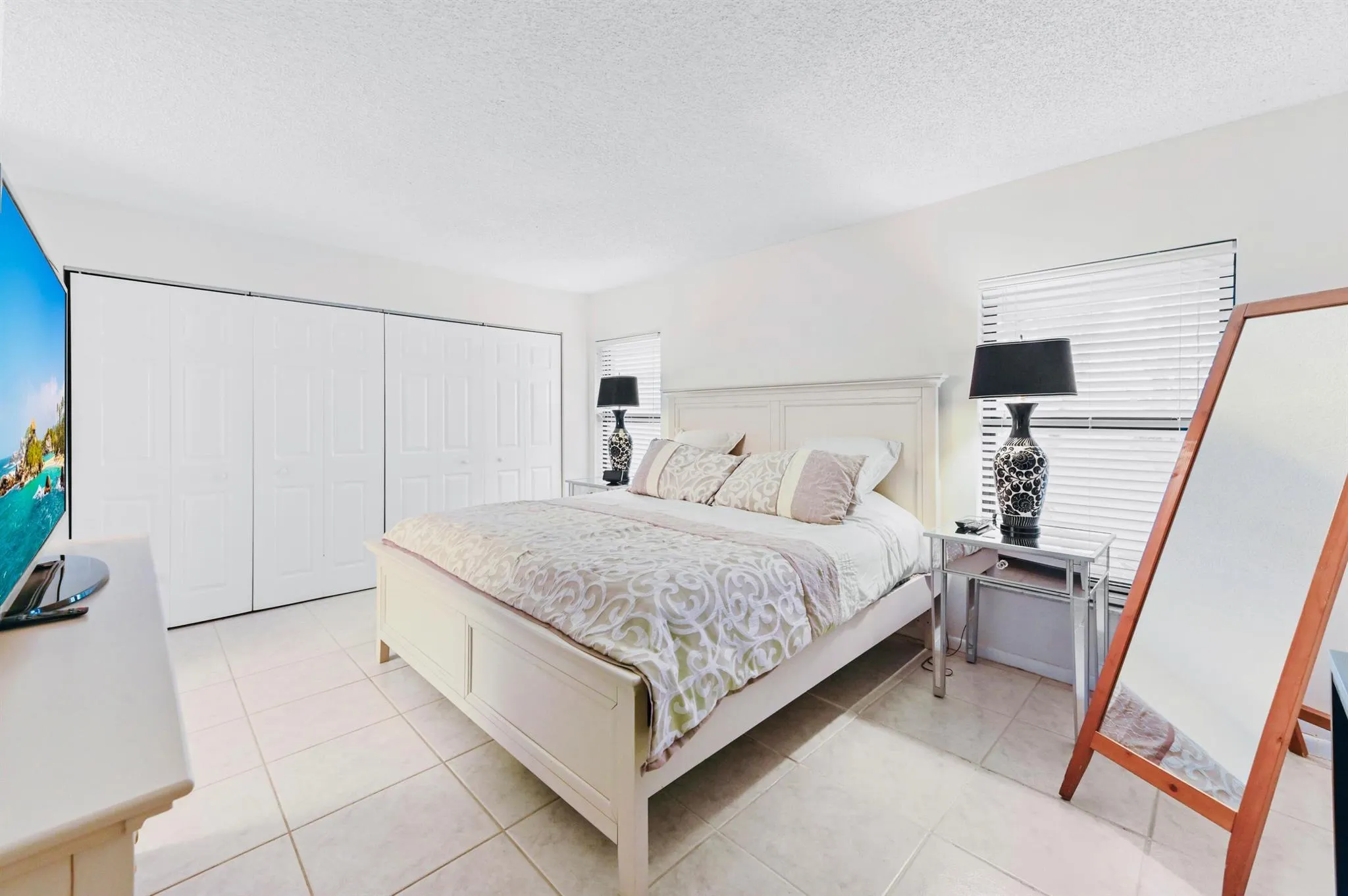 2749 SW 5th Street