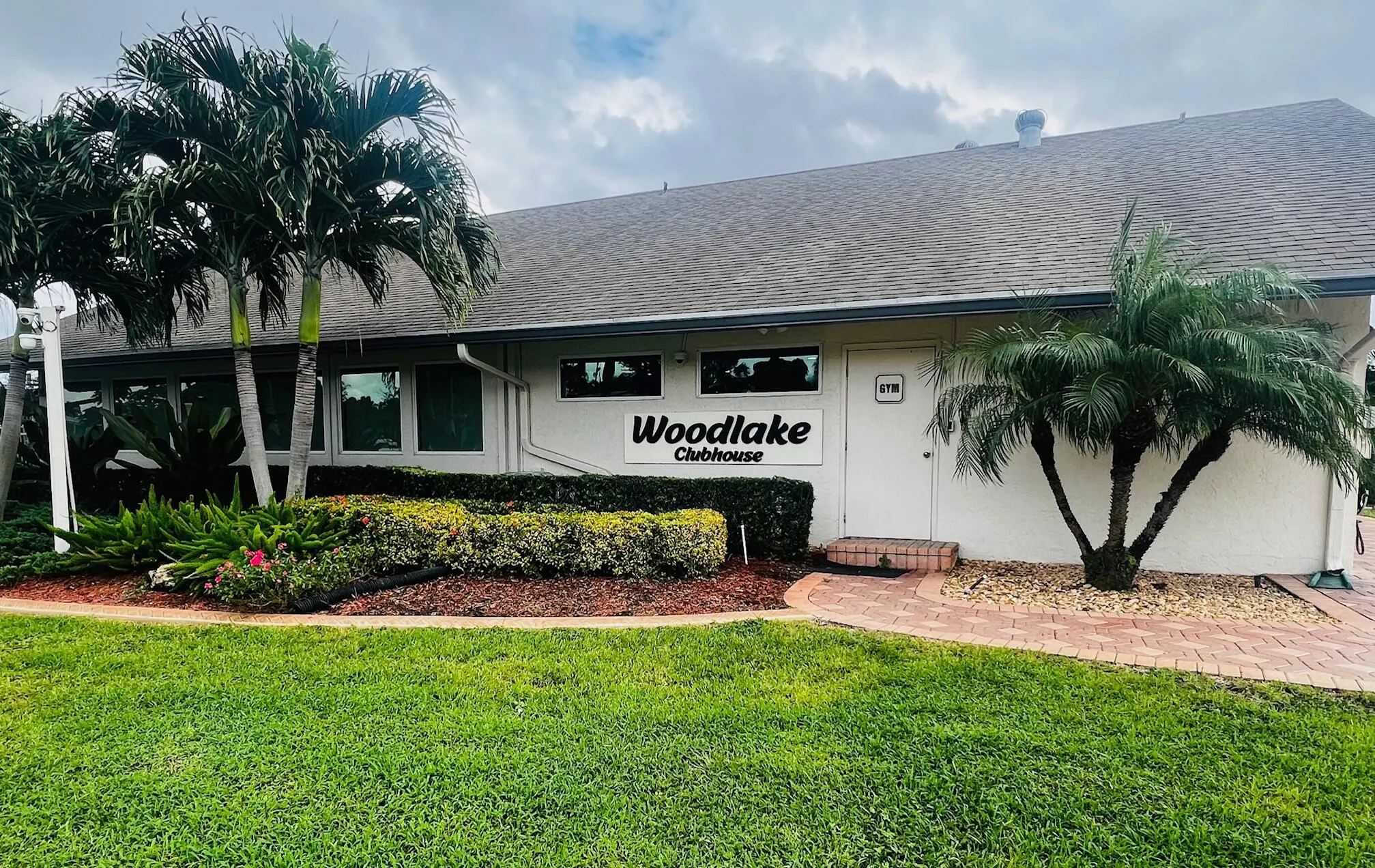 2749 SW 5th Street