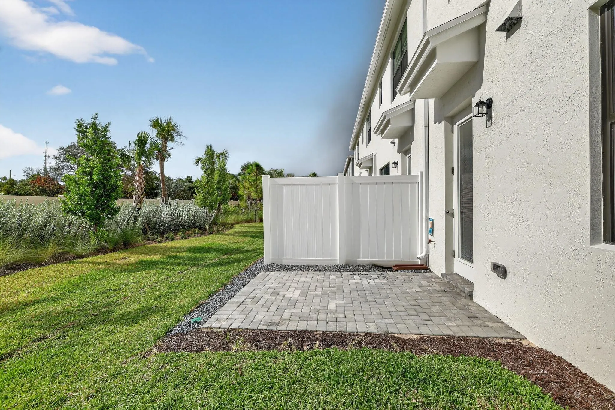 7596 SW Linus Lane