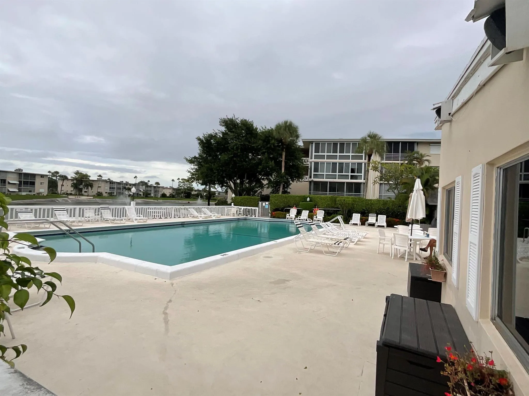 2728 Garden Drive N, #415