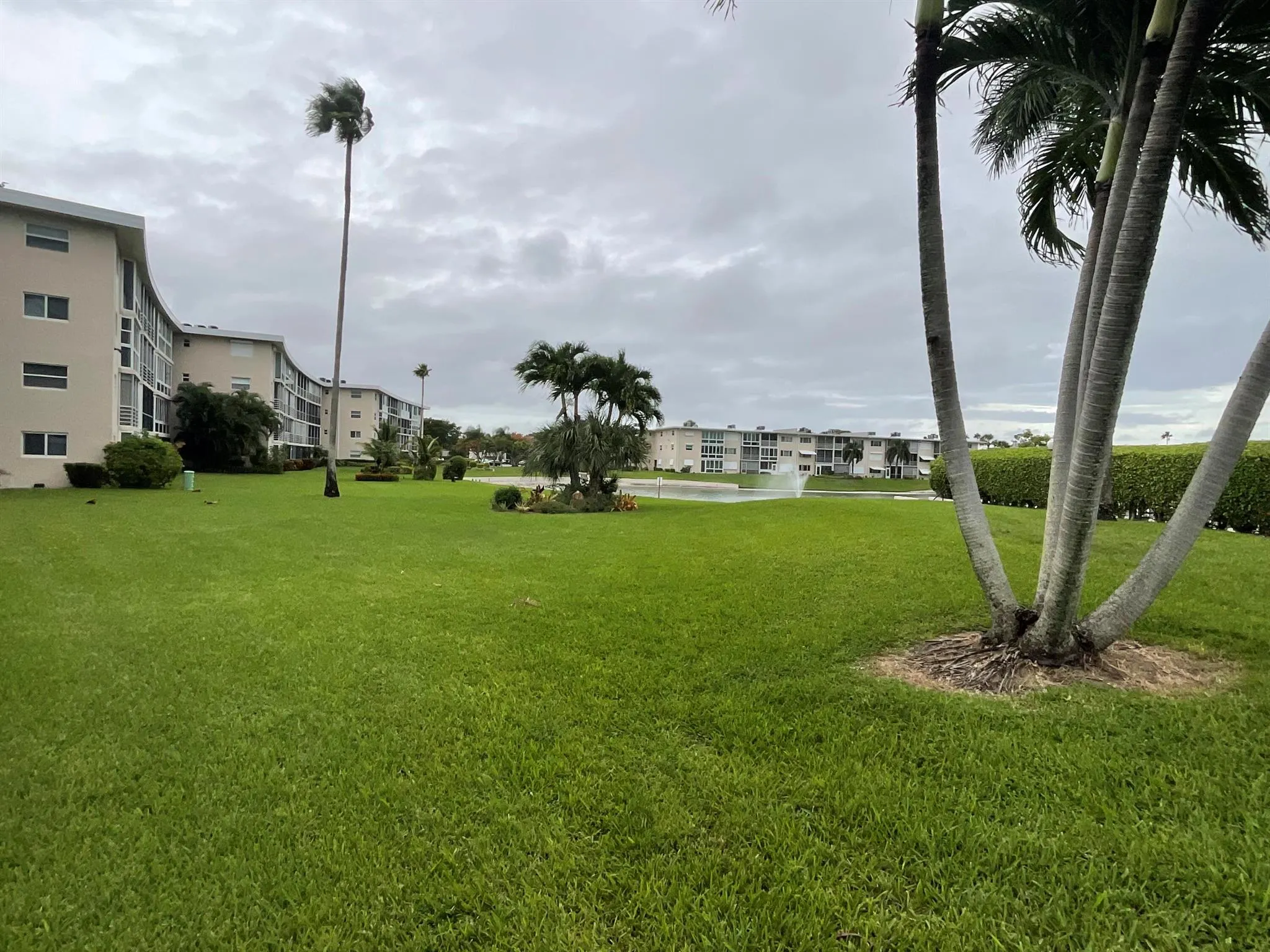 2728 Garden Drive N, #415