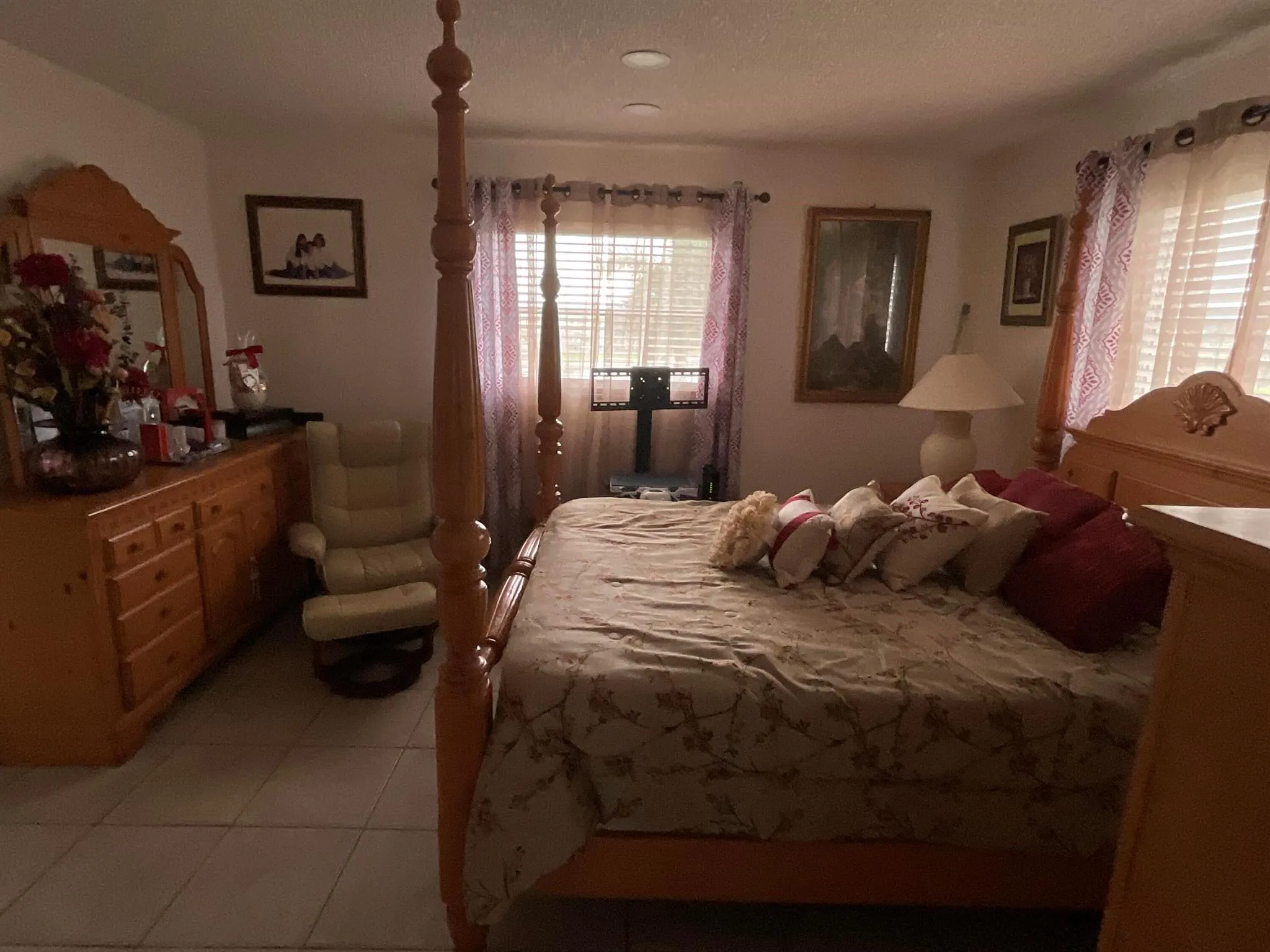 2728 Garden Drive N, #415