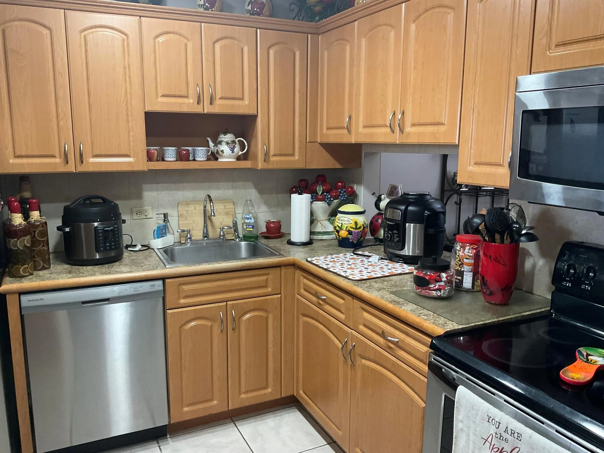 2728 Garden Drive N, #415