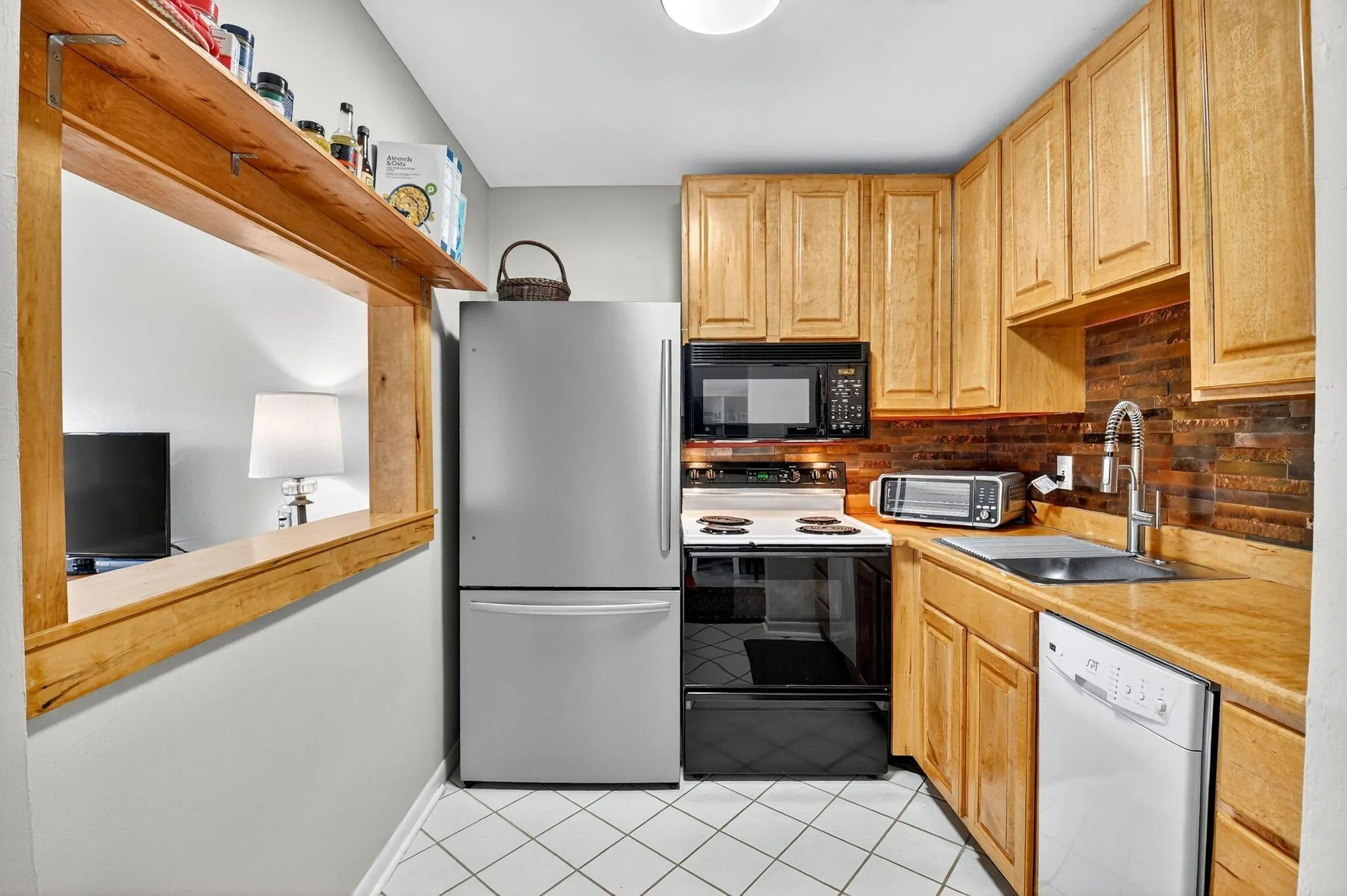 3160 Lake Osborne Dr, #107