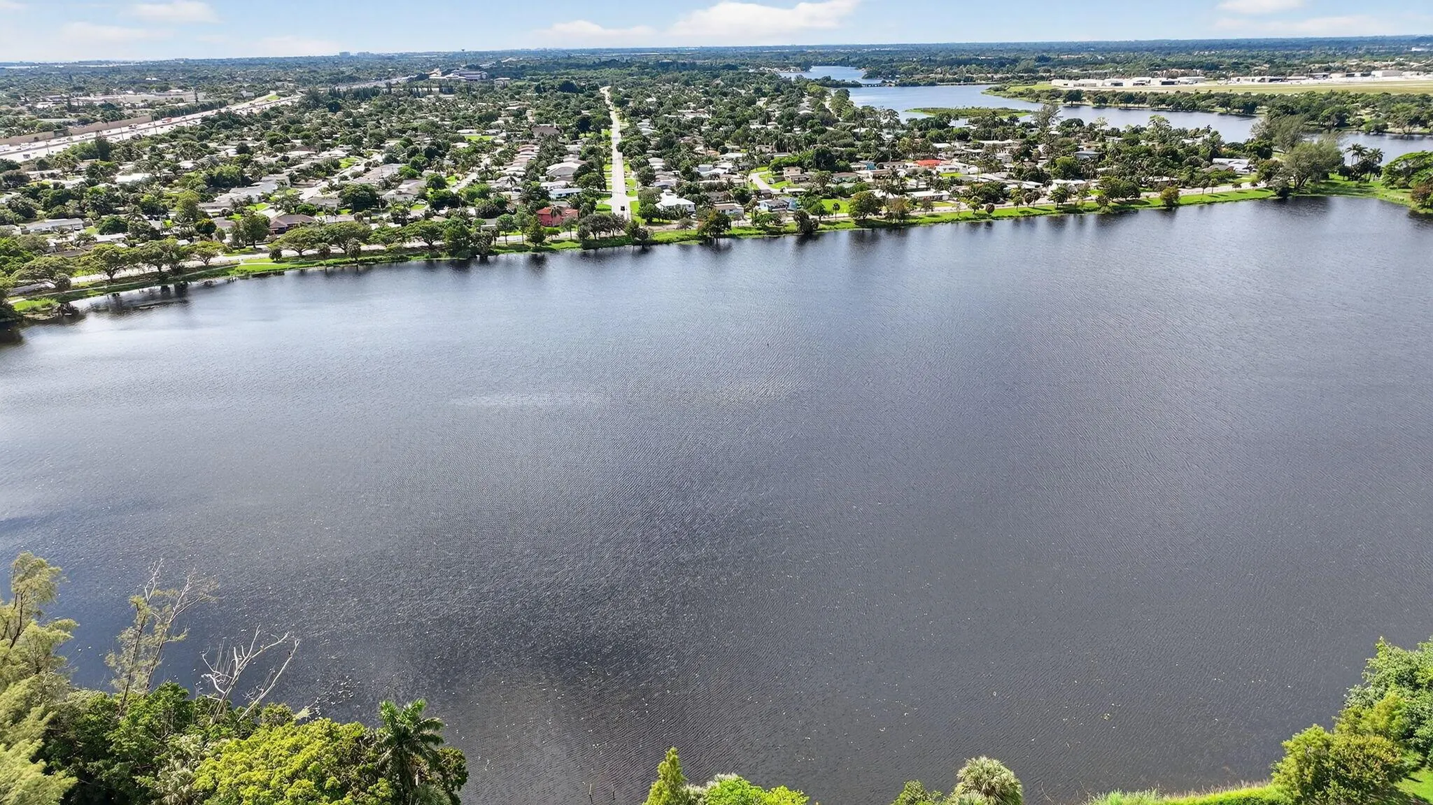 3160 Lake Osborne Dr, #107