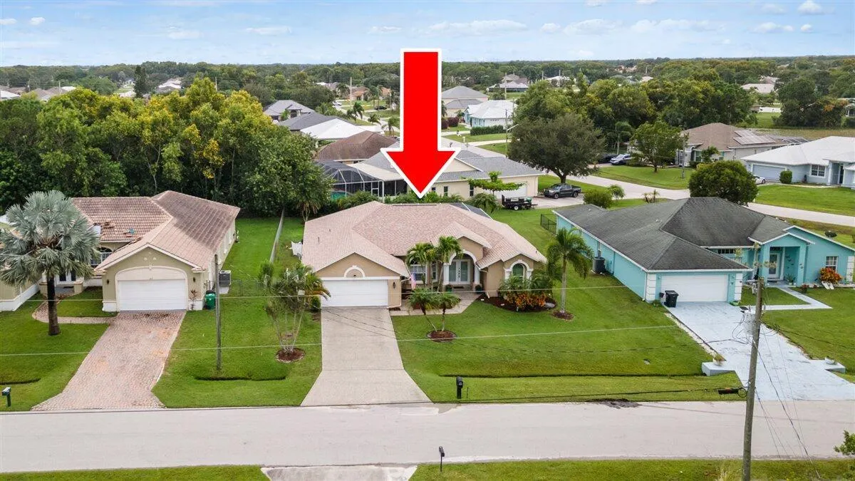 6482 NW Regal Circle
