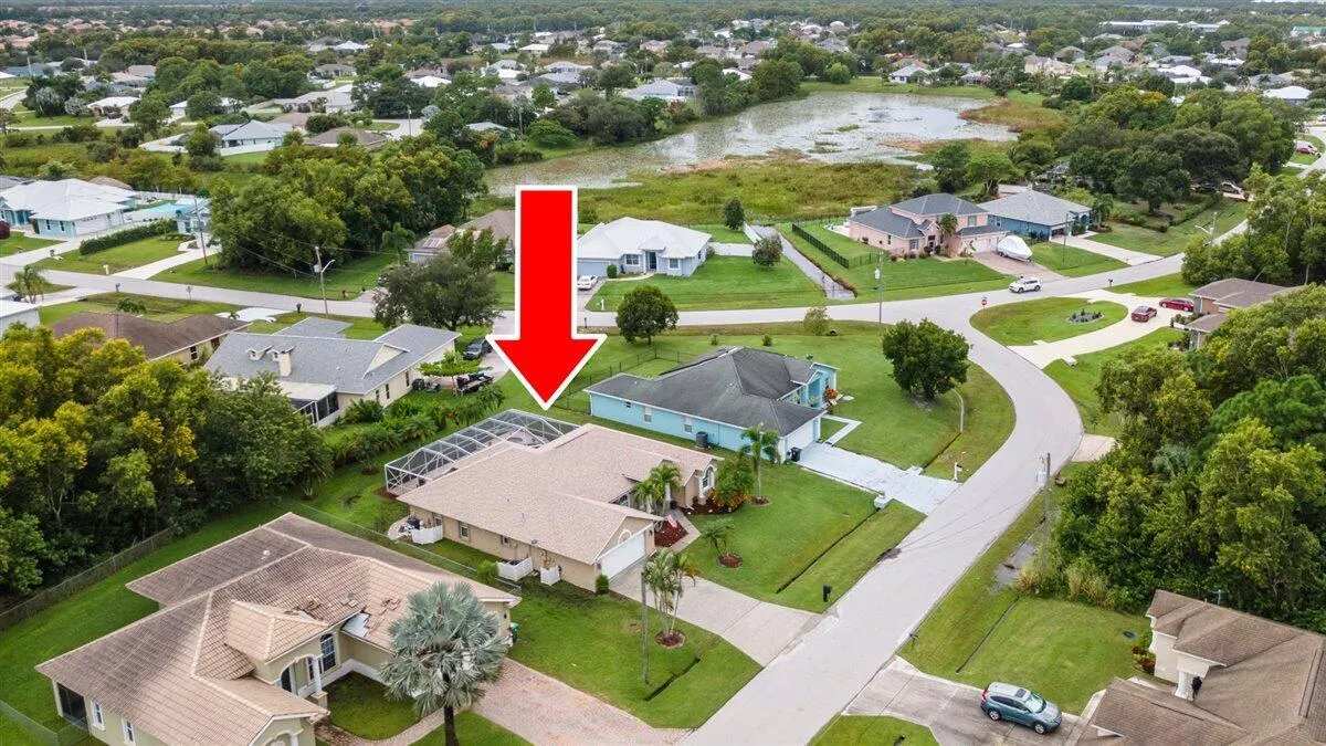 6482 NW Regal Circle