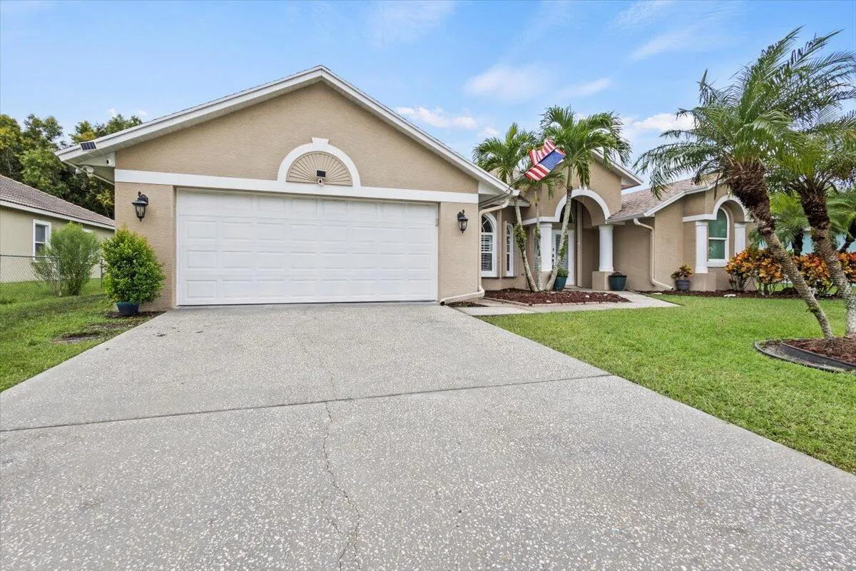 6482 NW Regal Circle