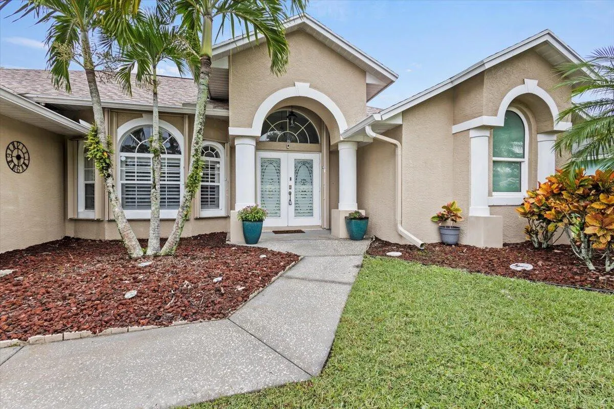 6482 NW Regal Circle