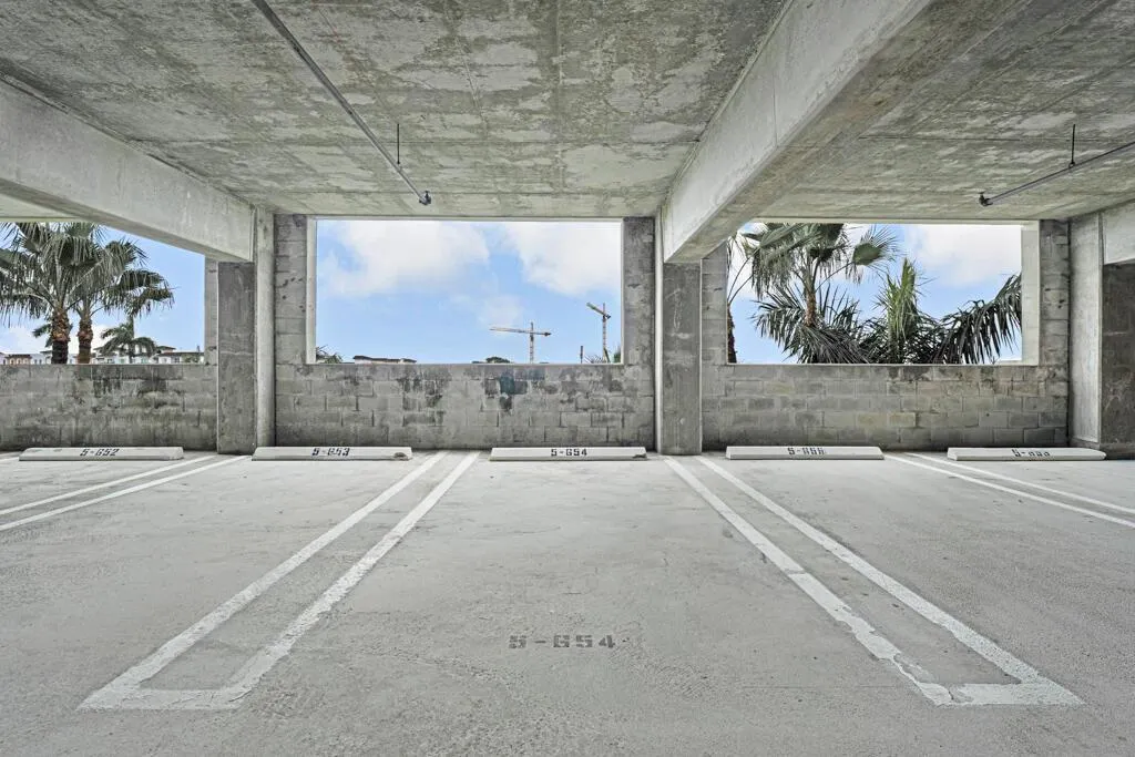 625 Casa Loma Boulevard, #707