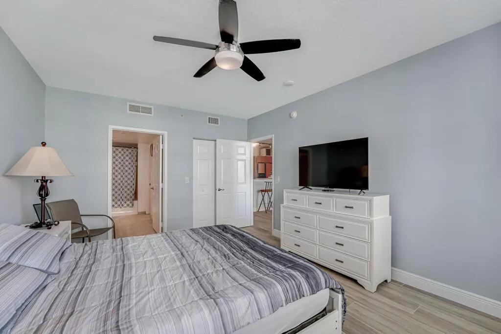 625 Casa Loma Boulevard, #707