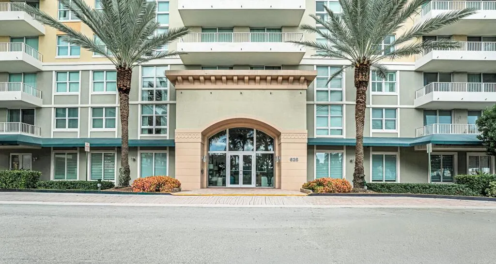 625 Casa Loma Boulevard, #707
