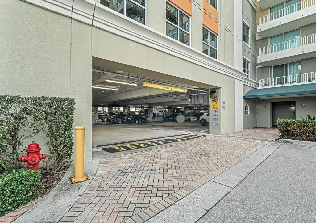 625 Casa Loma Boulevard, #707