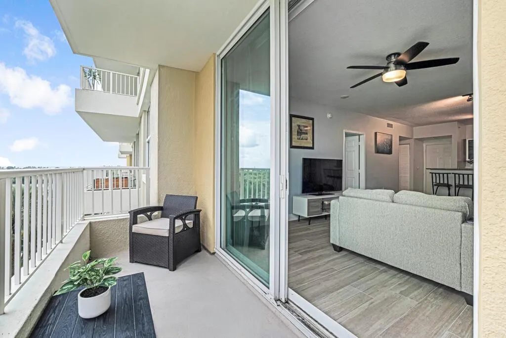 625 Casa Loma Boulevard, #707