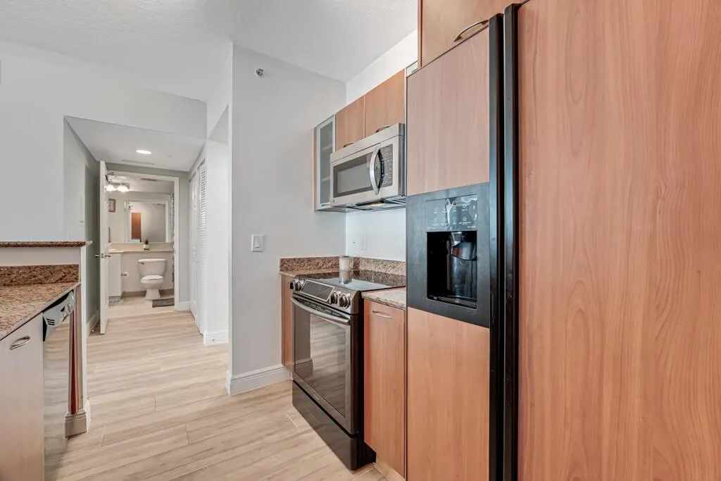 625 Casa Loma Boulevard, #707