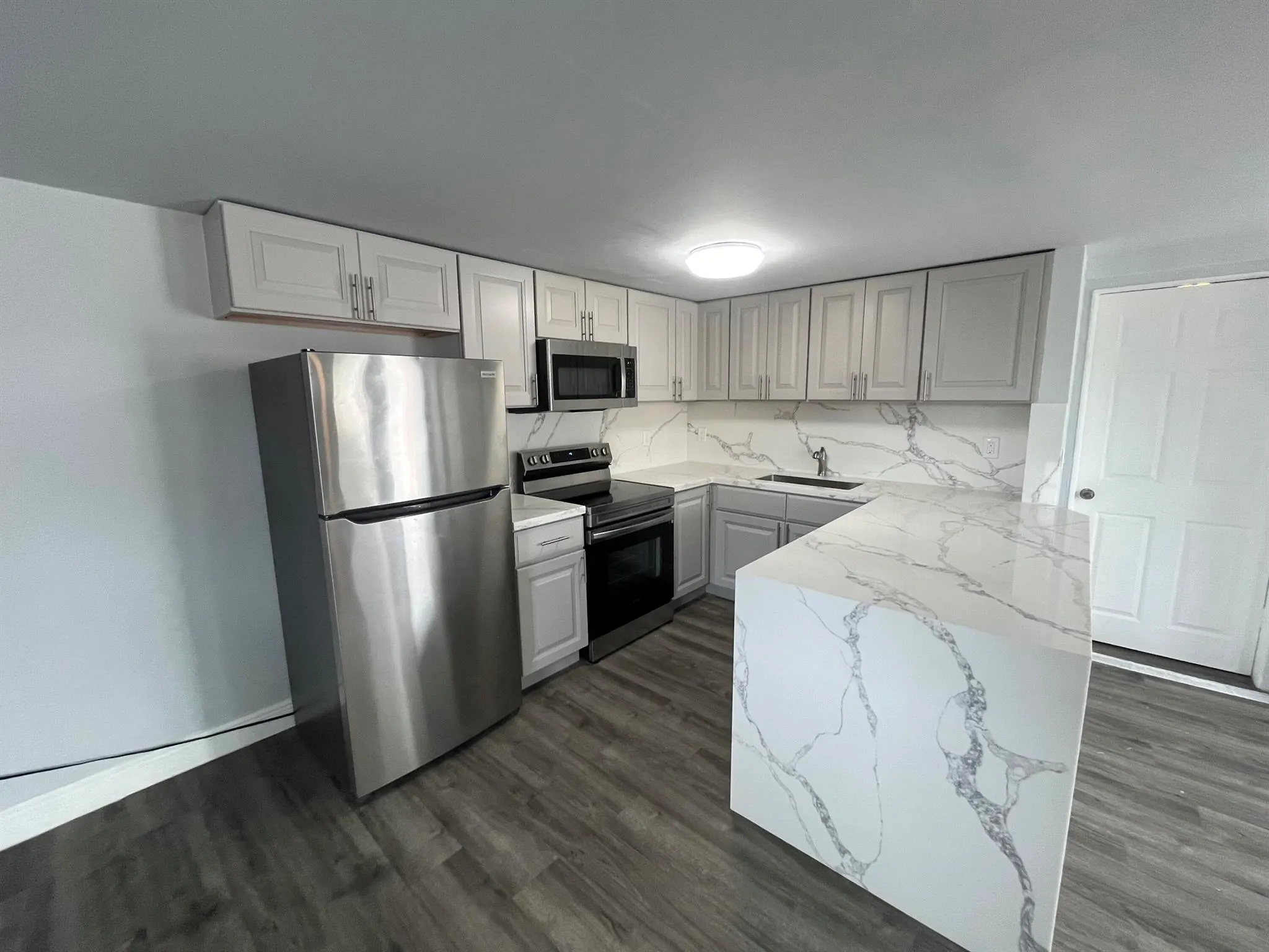 1421 SE 2nd Street, #Studio