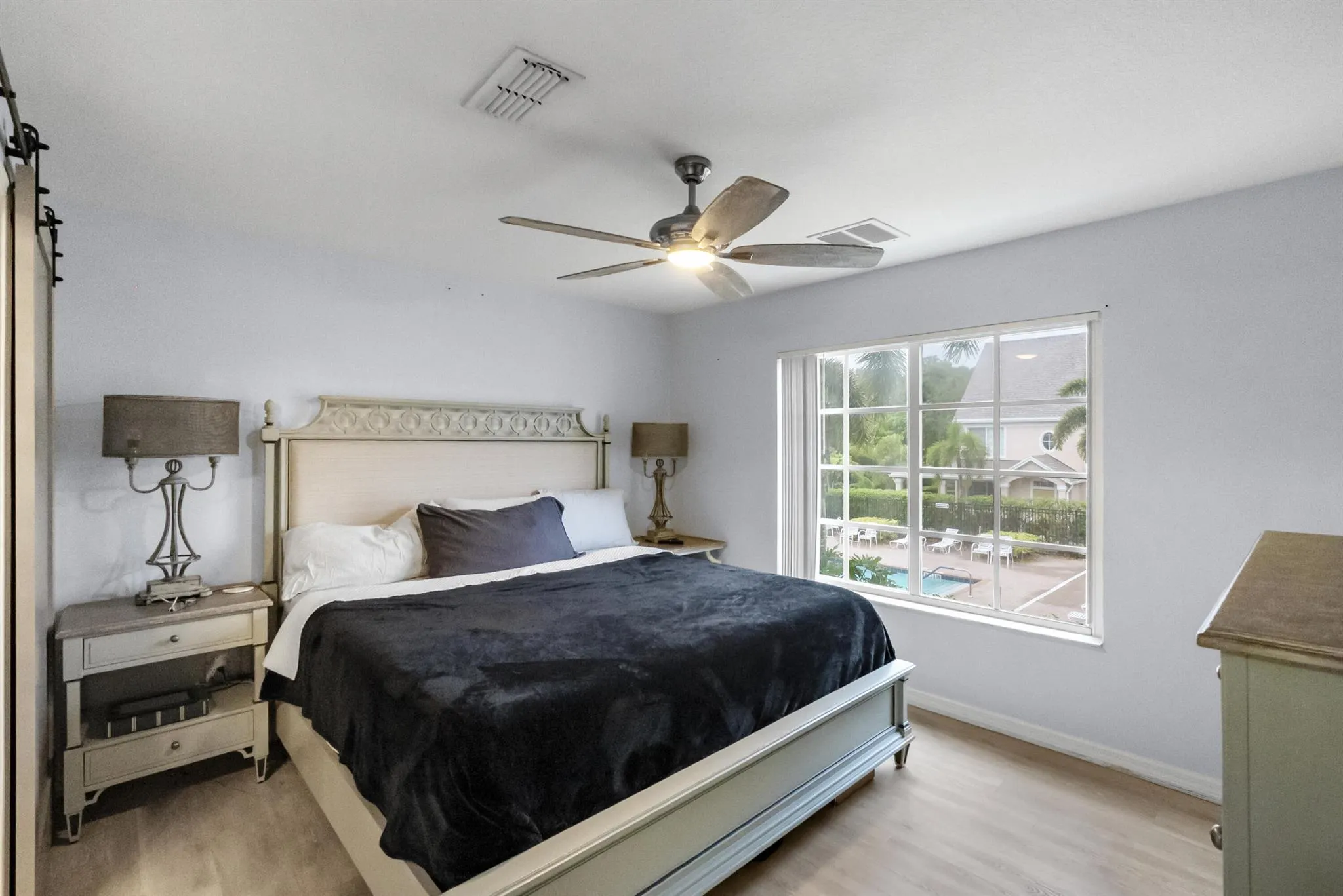 1581 SE Pomeroy Street, #8-2