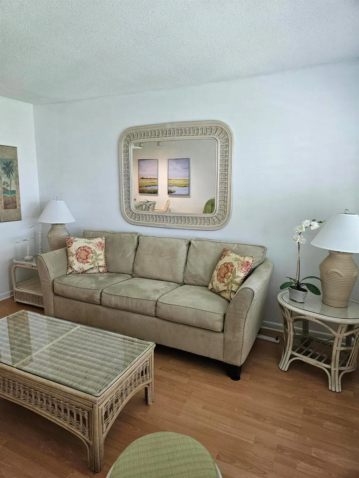 680 Horizon W, #211