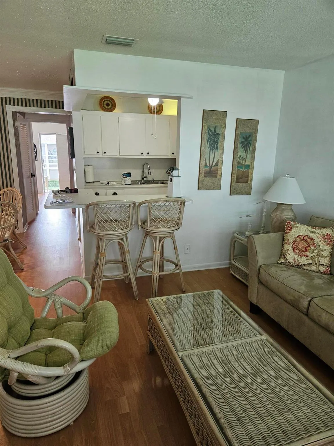 680 Horizon W, #211