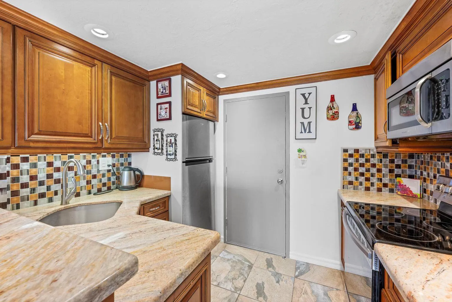 1831 NE 38th Street, #410