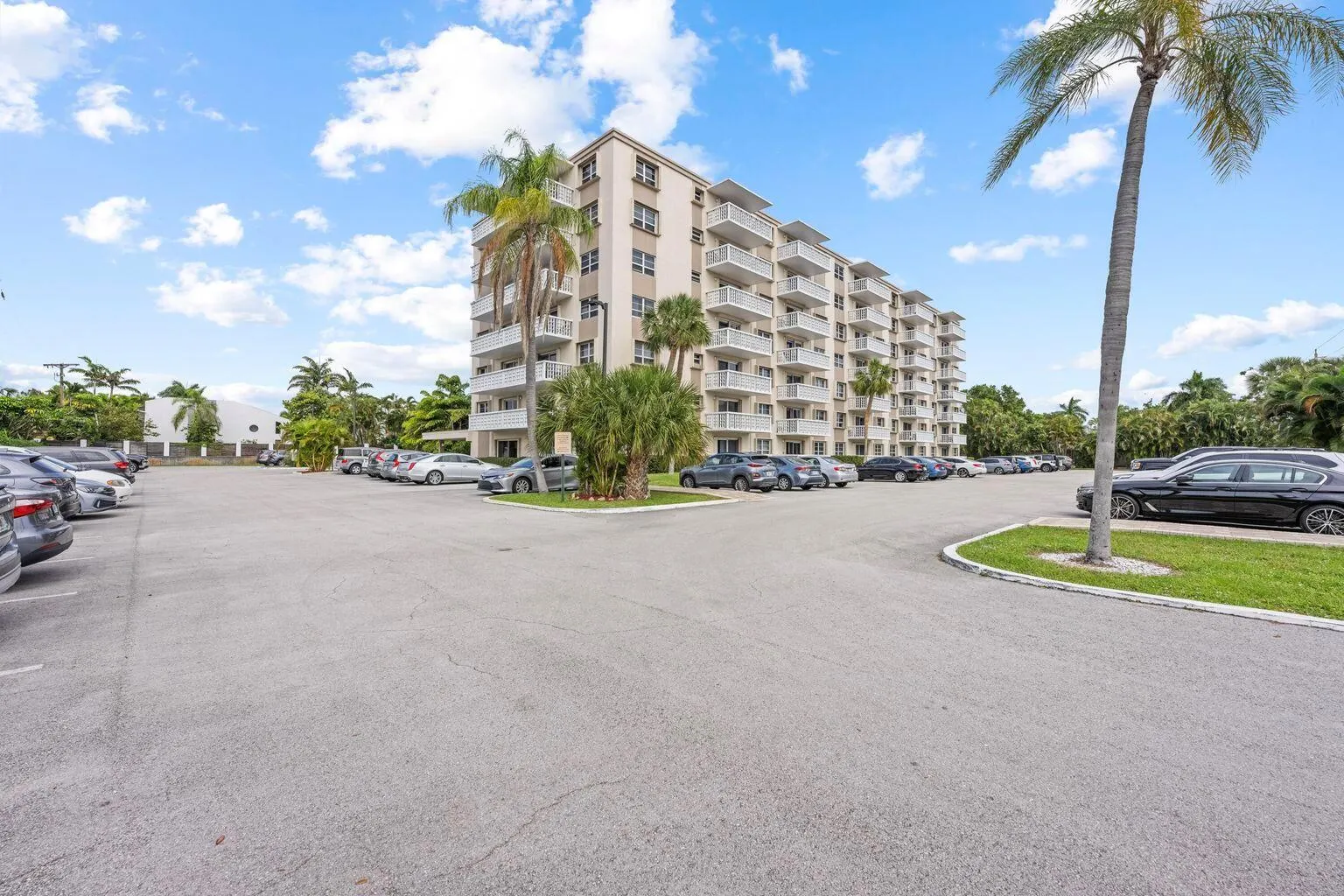 1831 NE 38th Street, #410