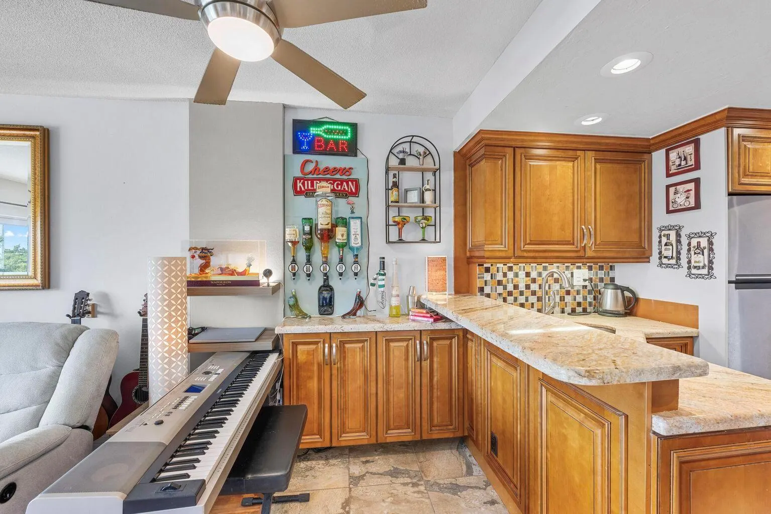 1831 NE 38th Street, #410