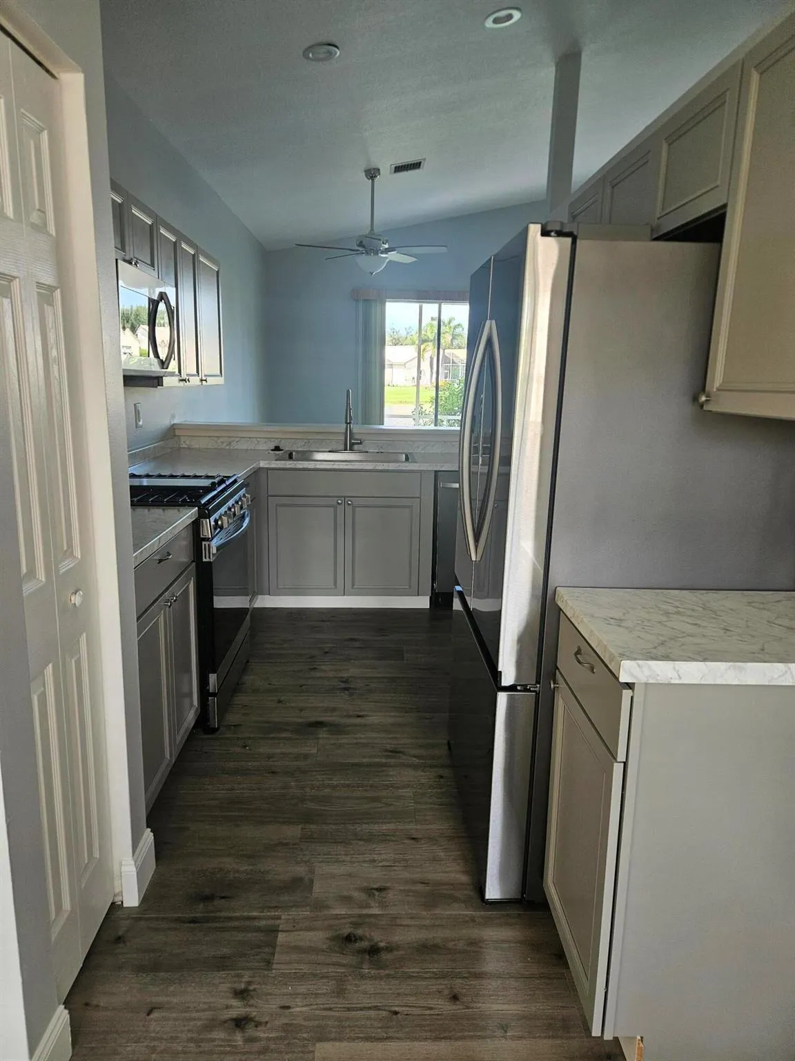 340 NW Breezy Point Loop