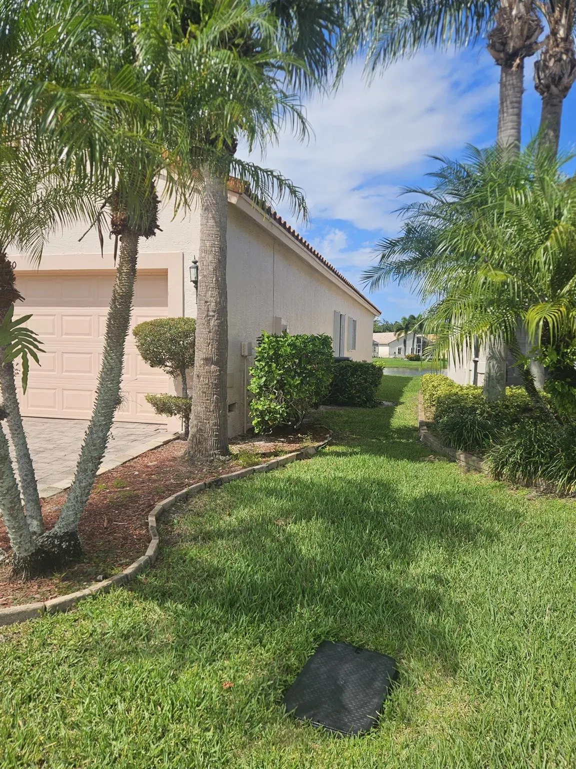 340 NW Breezy Point Loop