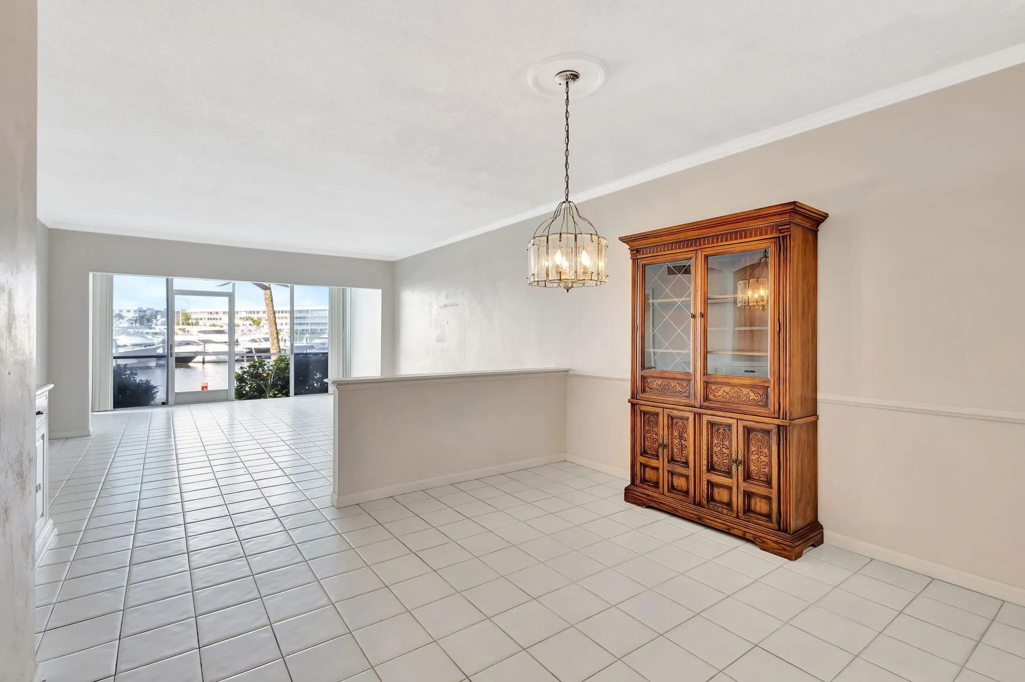 21 Yacht Club Drive, #102