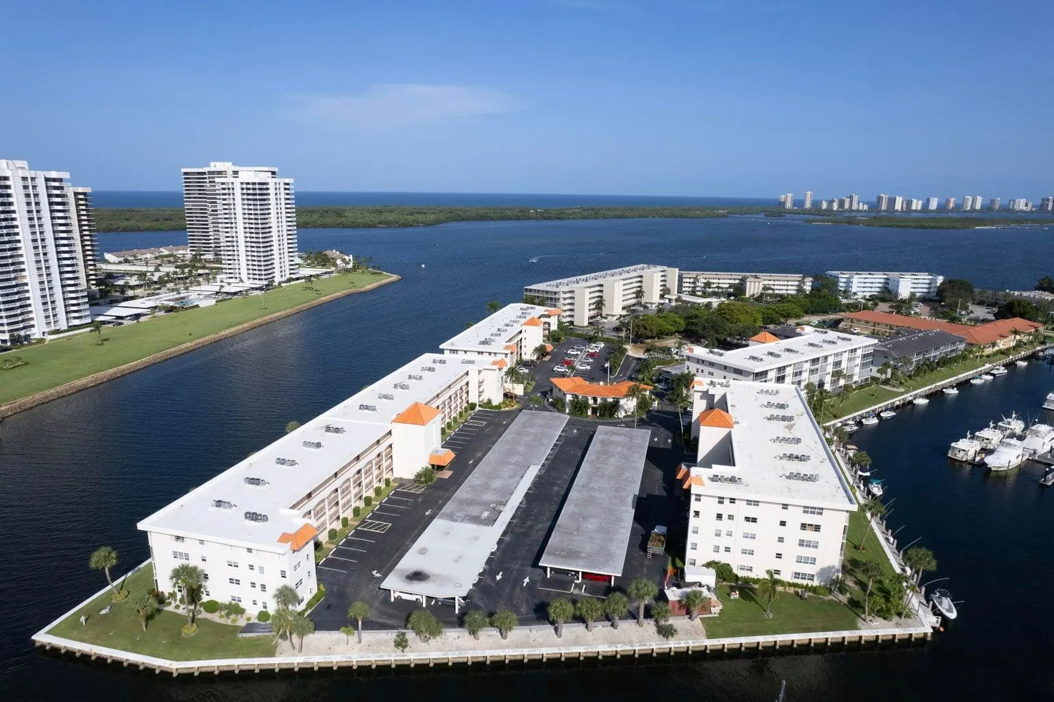 21 Yacht Club Drive, #102