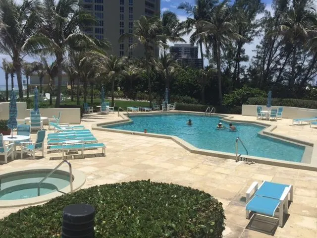 5080 N Ocean Drive, #14d