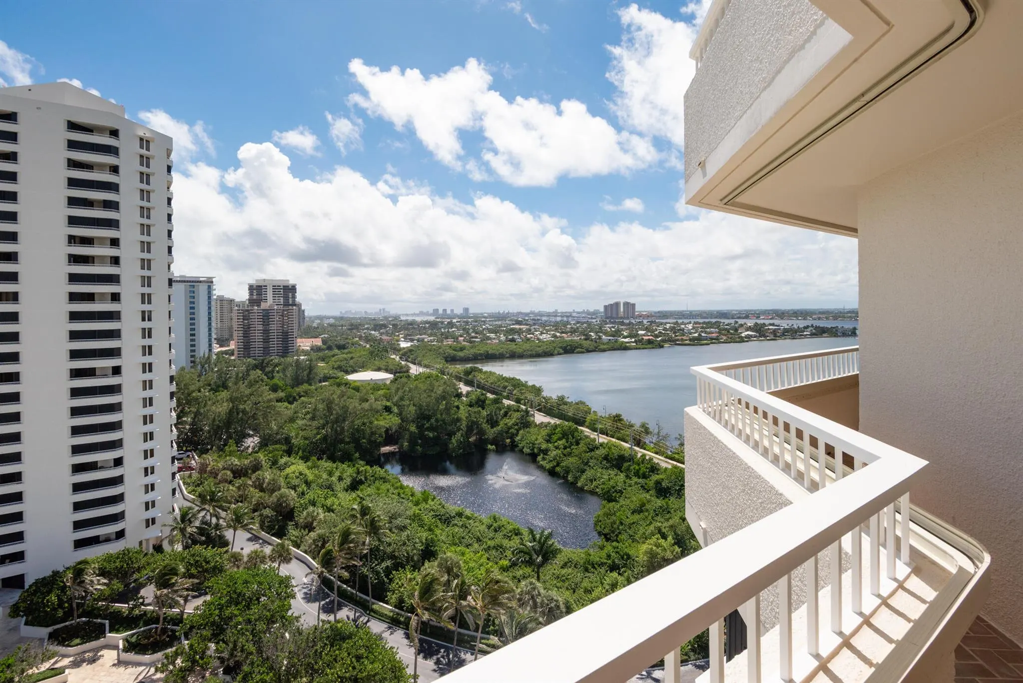 5080 N Ocean Drive, #14d