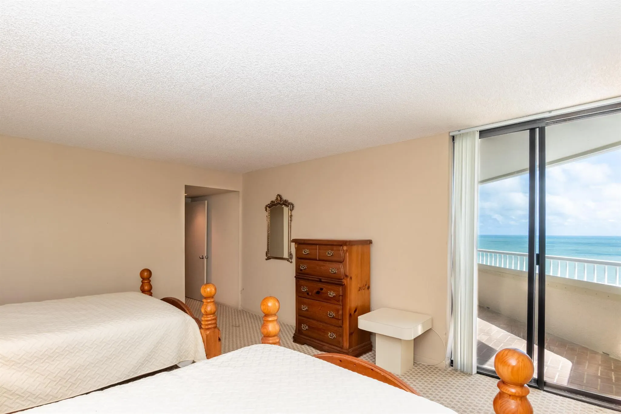 5080 N Ocean Drive, #14d